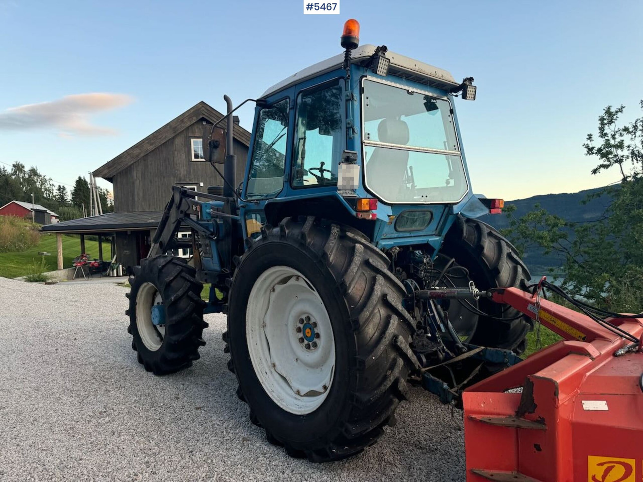 Tracteur agricole 1983 Ford 7710 4x4 w/ frontloader: photos 7