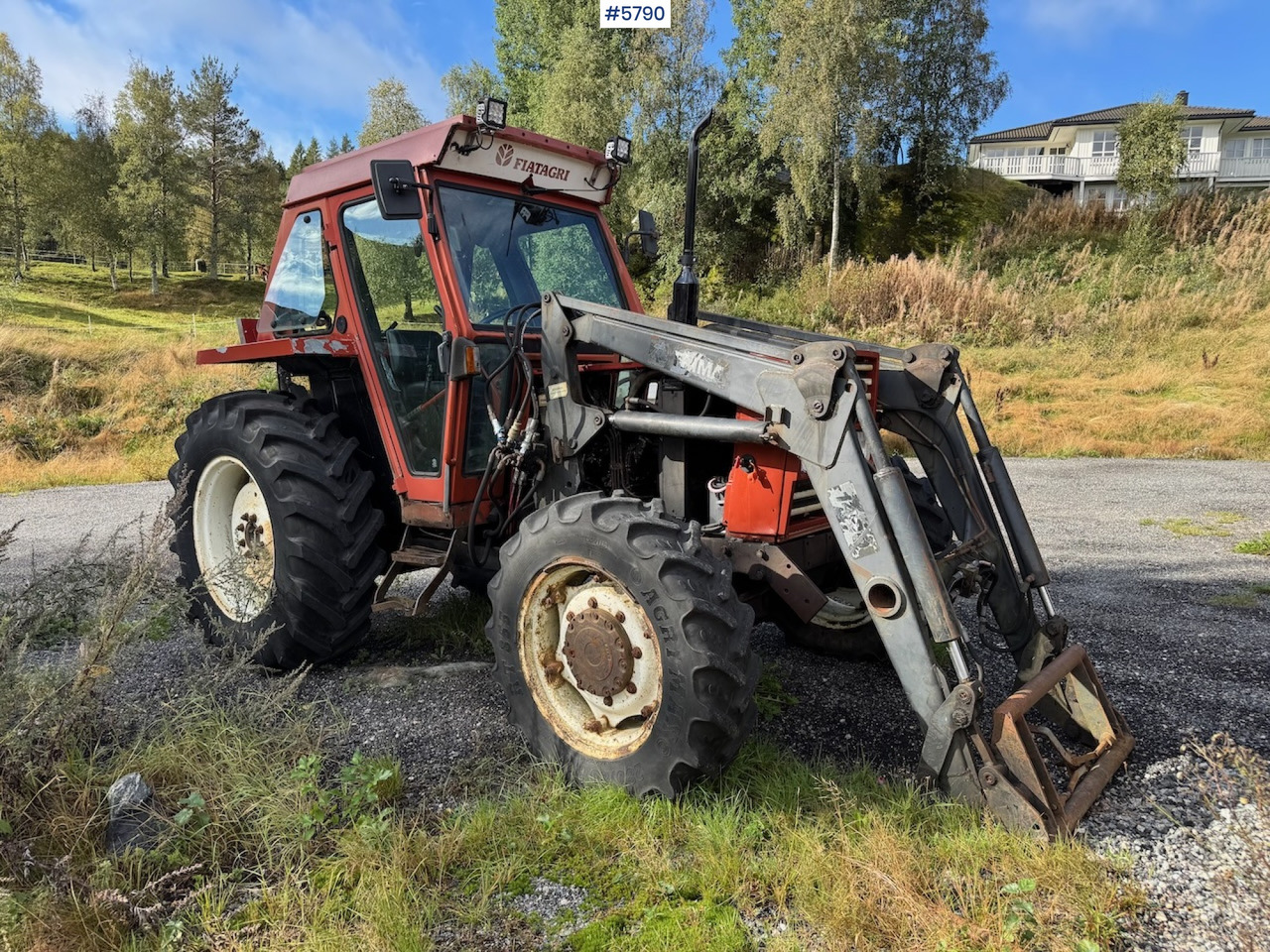 1986 Fiat 70-90 DT w/ front loader. - Tracteur agricole: photos 5 1986 Fiat 70-90 DT w/ front loader. - Tracteur agricole: photos 5