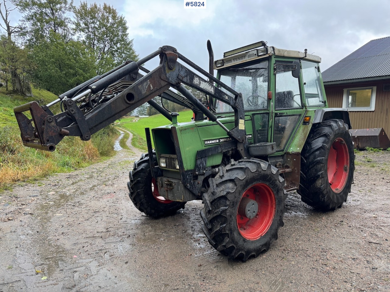 1991 Fendt Farmer 307 LSA w/ front loader. - Tracteur agricole: photos 2 1991 Fendt Farmer 307 LSA w/ front loader. - Tracteur agricole: photos 2