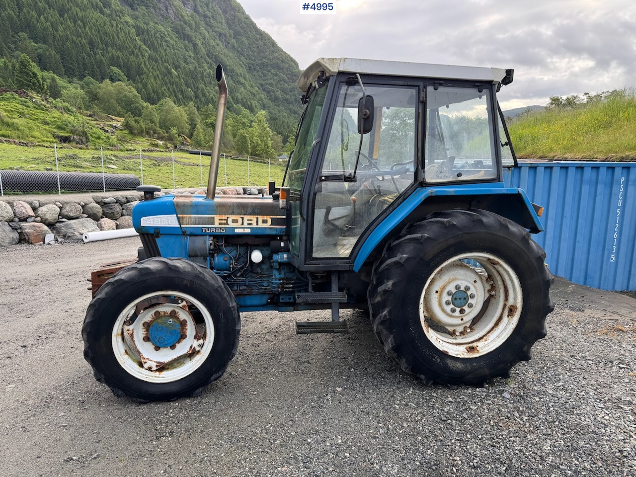 1992 Ford 4830 Turbo w/ twin wheels - Tracteur agricole: photos 4 1992 Ford 4830 Turbo w/ twin wheels - Tracteur agricole: photos 4