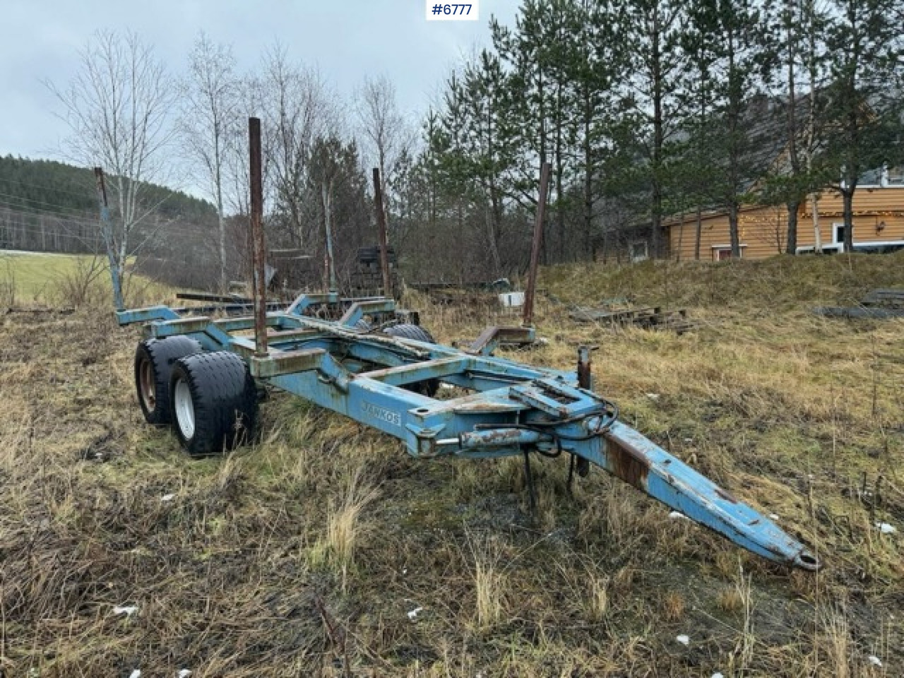 Tracteur agricole 1993 Valmet 8100 with Hiab FMV crane and log trailer: photos 14 Tracteur agricole 1993 Valmet 8100 with Hiab FMV crane and log trailer: photos 14