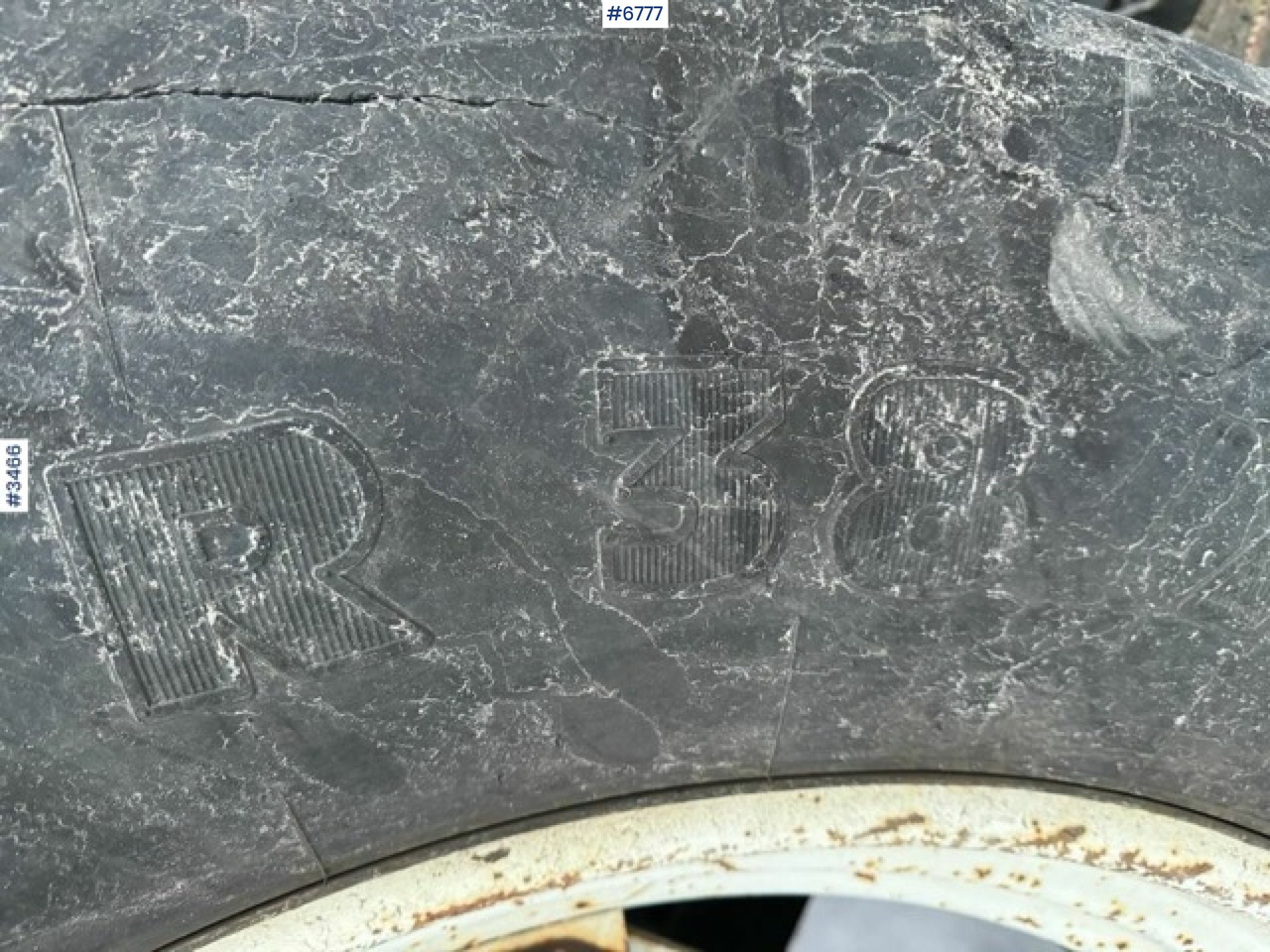 Tracteur agricole 1993 Valmet 8100 with Hiab FMV crane and log trailer: photos 29 Tracteur agricole 1993 Valmet 8100 with Hiab FMV crane and log trailer: photos 29