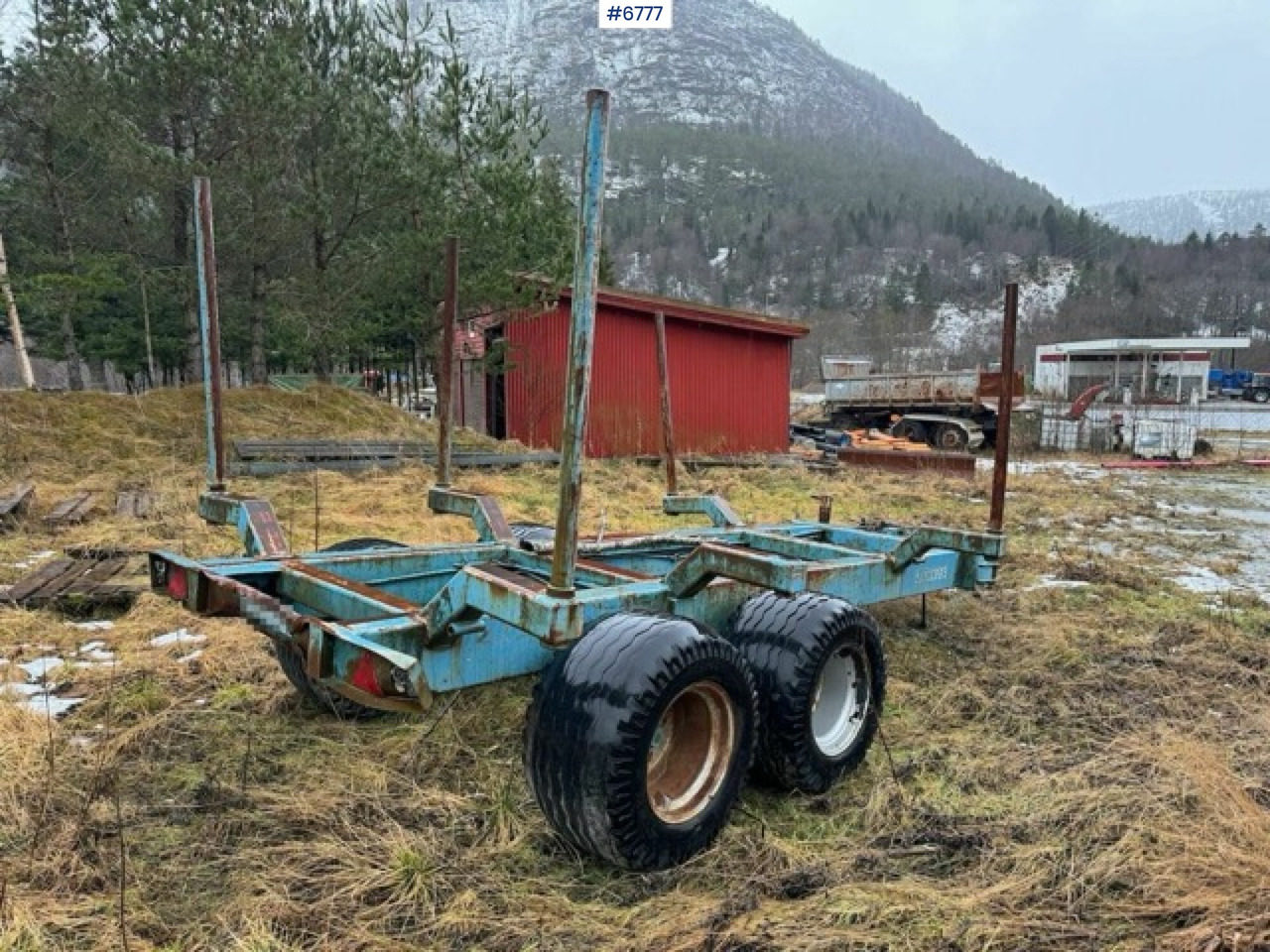 Tracteur agricole 1993 Valmet 8100 with Hiab FMV crane and log trailer: photos 18 Tracteur agricole 1993 Valmet 8100 with Hiab FMV crane and log trailer: photos 18