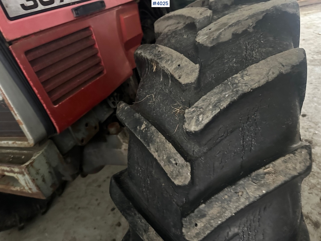 1994 Massey Ferguson 3075 4x4 tractor. WATCH VIDEO. - Tracteur agricole: photos 5 1994 Massey Ferguson 3075 4x4 tractor. WATCH VIDEO. - Tracteur agricole: photos 5