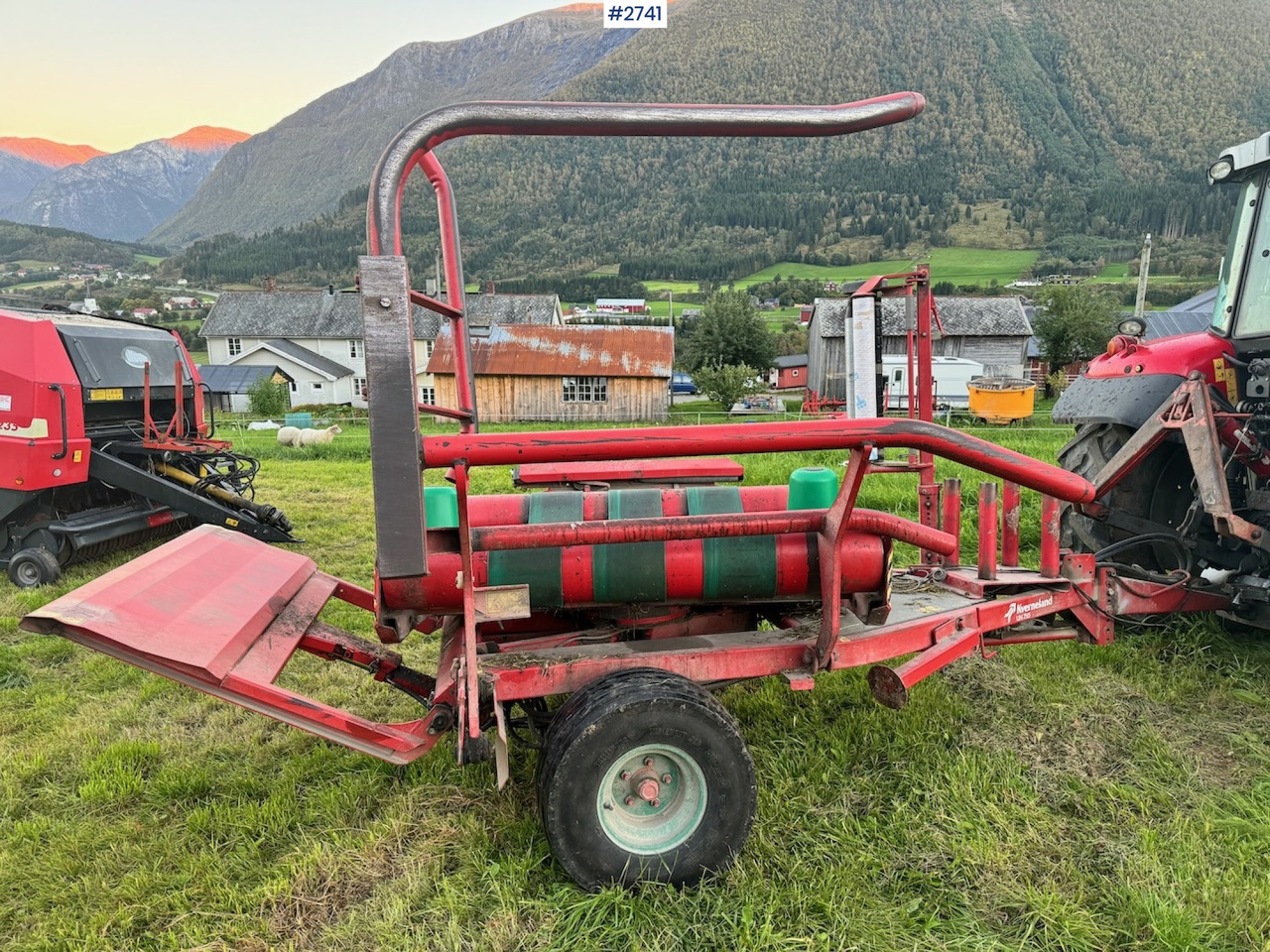 1997 Kverneland 7515 Round bale packer - Matériel de fenaison: photos 5 1997 Kverneland 7515 Round bale packer - Matériel de fenaison: photos 5