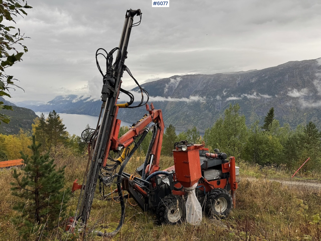 1997 Tamrock Commando 300 - Foreuse: photos 2 1997 Tamrock Commando 300 - Foreuse: photos 2