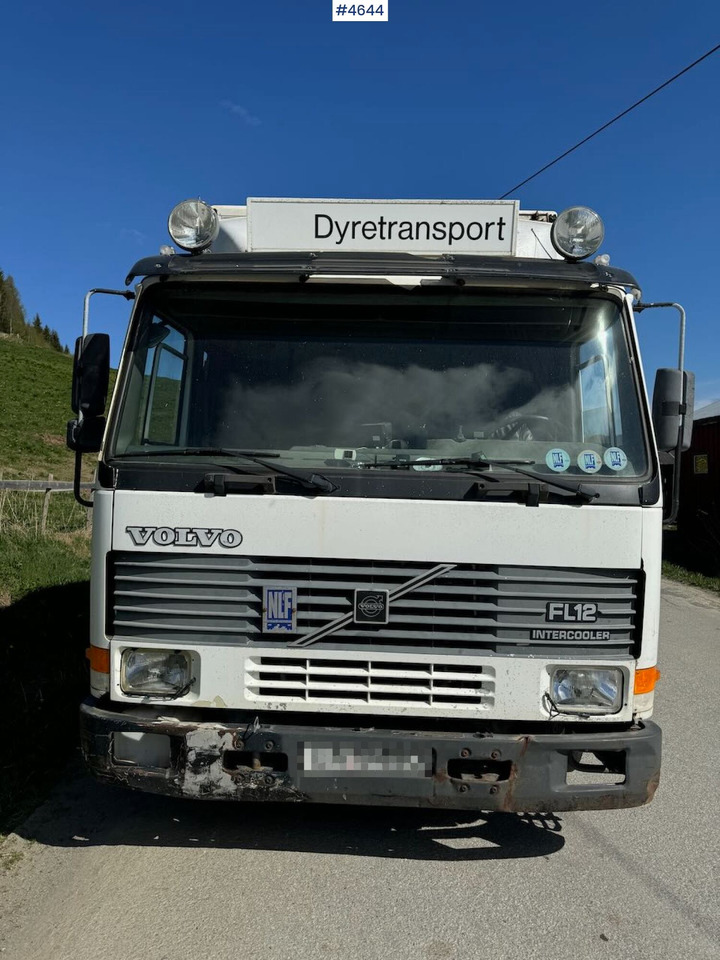 1997 Volvo FL12 6x2 Dyretransportbil - Camion bétaillère: photos 4 1997 Volvo FL12 6x2 Dyretransportbil - Camion bétaillère: photos 4