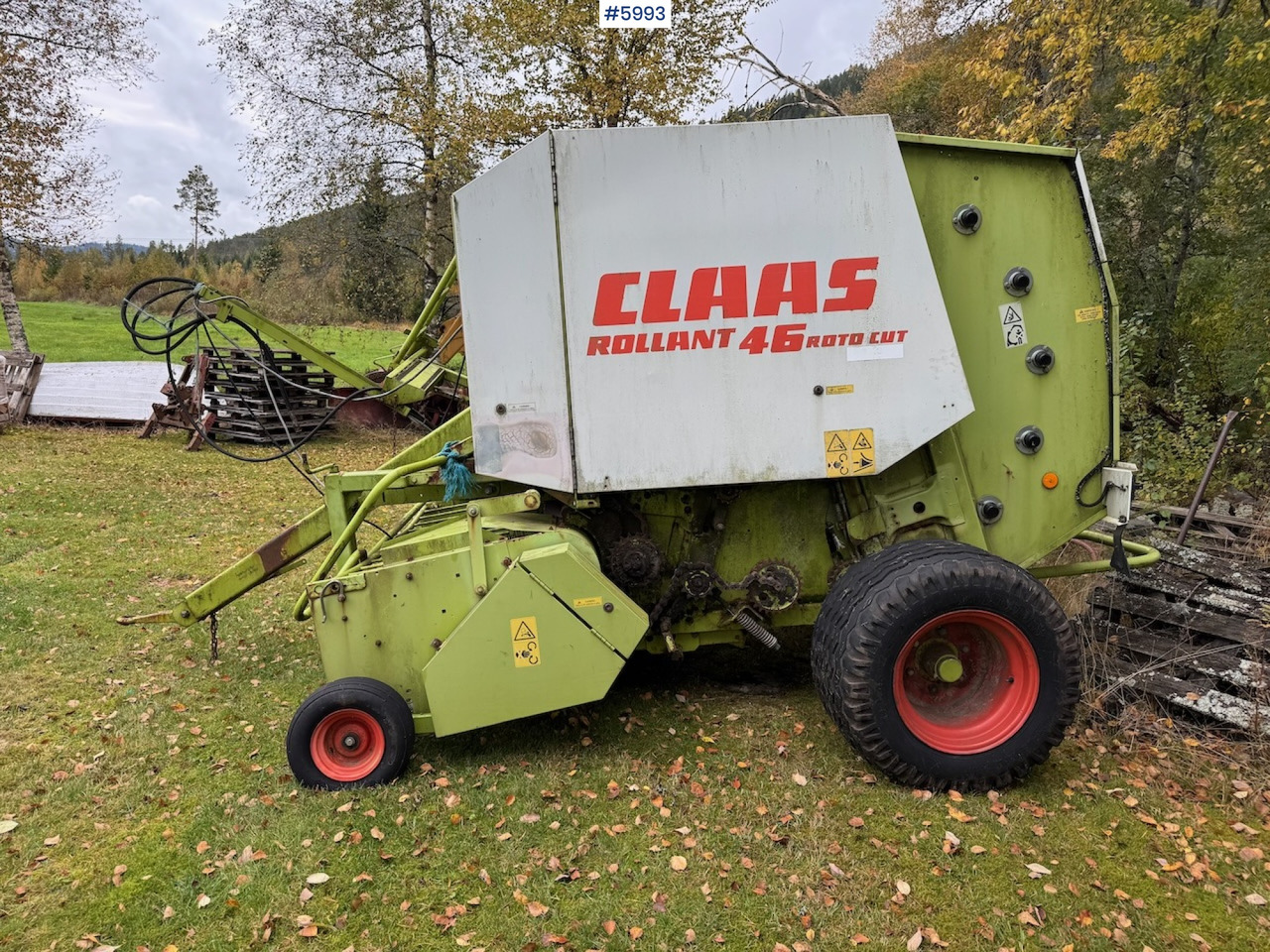 Matériel de fenaison 1999 Claas Rollant 46 Rotocut and a dividing baler.: photos 7