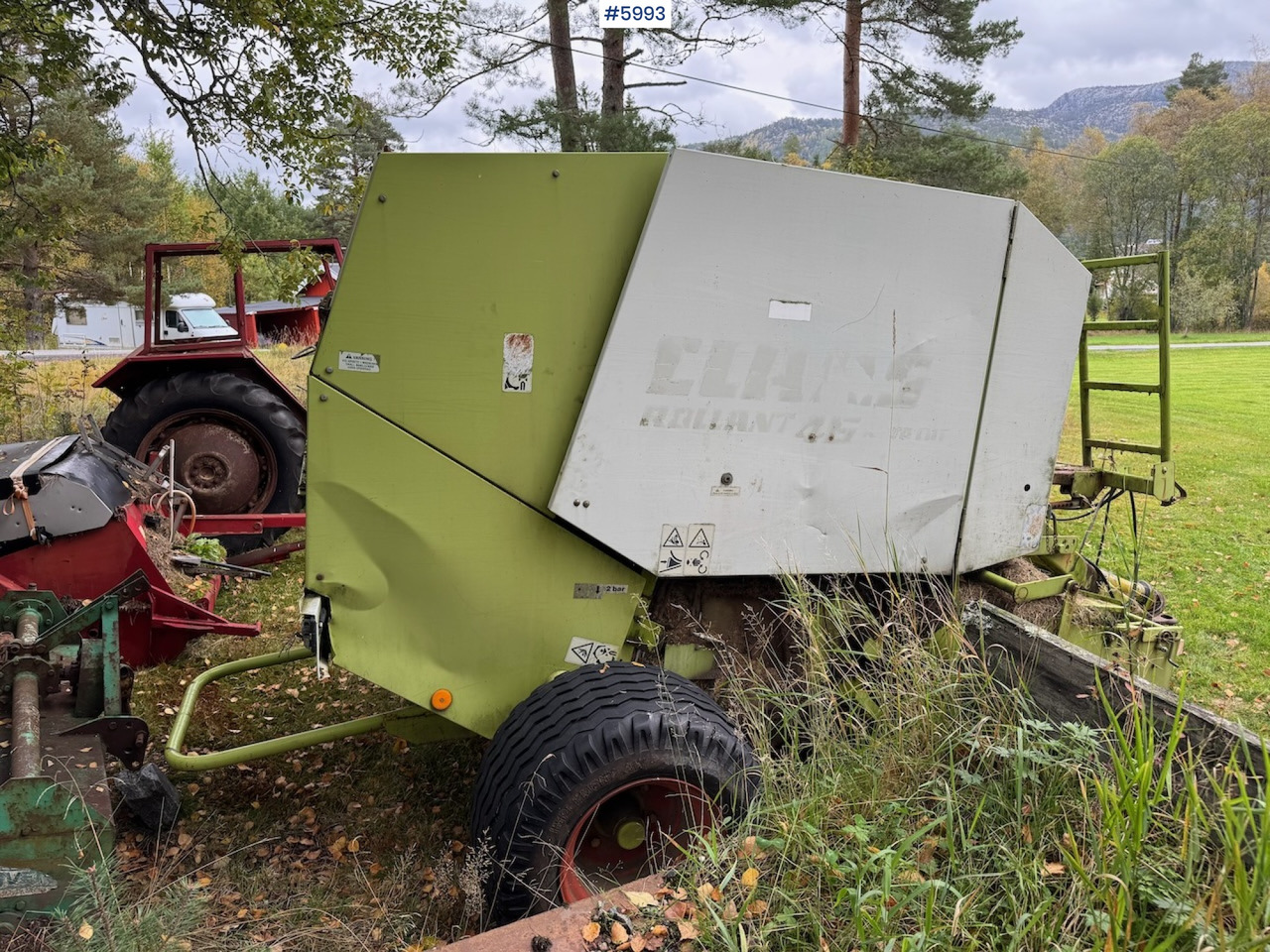 Matériel de fenaison 1999 Claas Rollant 46 Rotocut and a dividing baler.: photos 16
