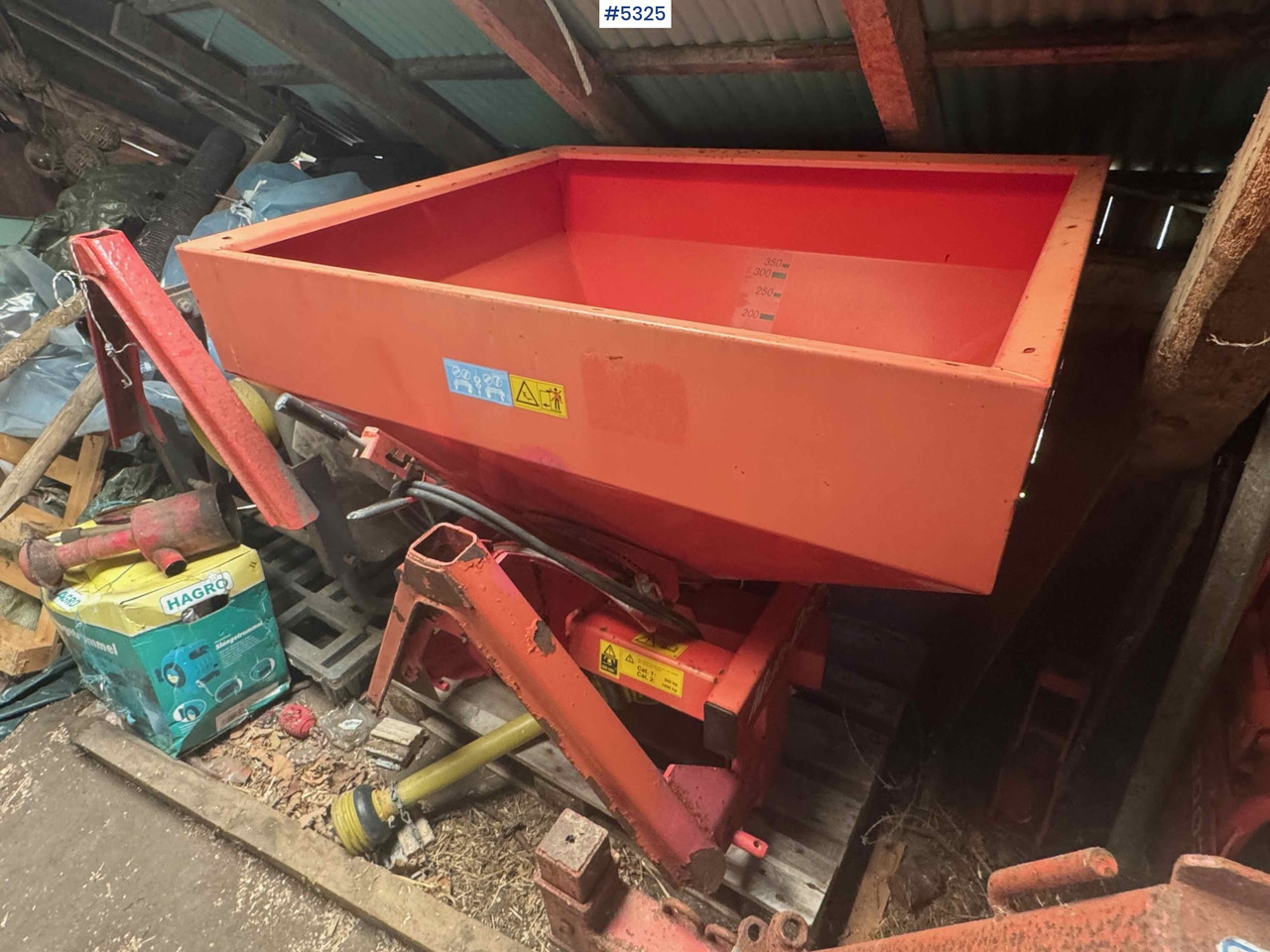 1999 Rauch MDS 81 fertilizer spreader - Distributeur d'engrais: photos 5 1999 Rauch MDS 81 fertilizer spreader - Distributeur d'engrais: photos 5