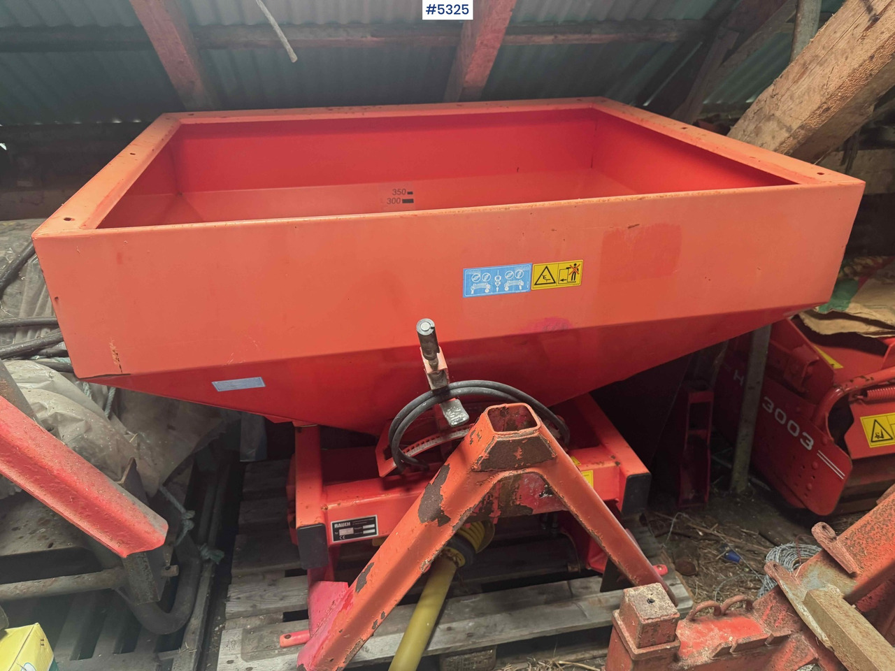 1999 Rauch MDS 81 fertilizer spreader - Distributeur d'engrais: photos 2 1999 Rauch MDS 81 fertilizer spreader - Distributeur d'engrais: photos 2