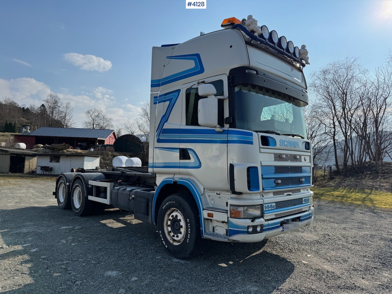 1999 Scania R 144G Hooklift - Camion ampliroll: photos 1 1999 Scania R 144G Hooklift - Camion ampliroll: photos 1