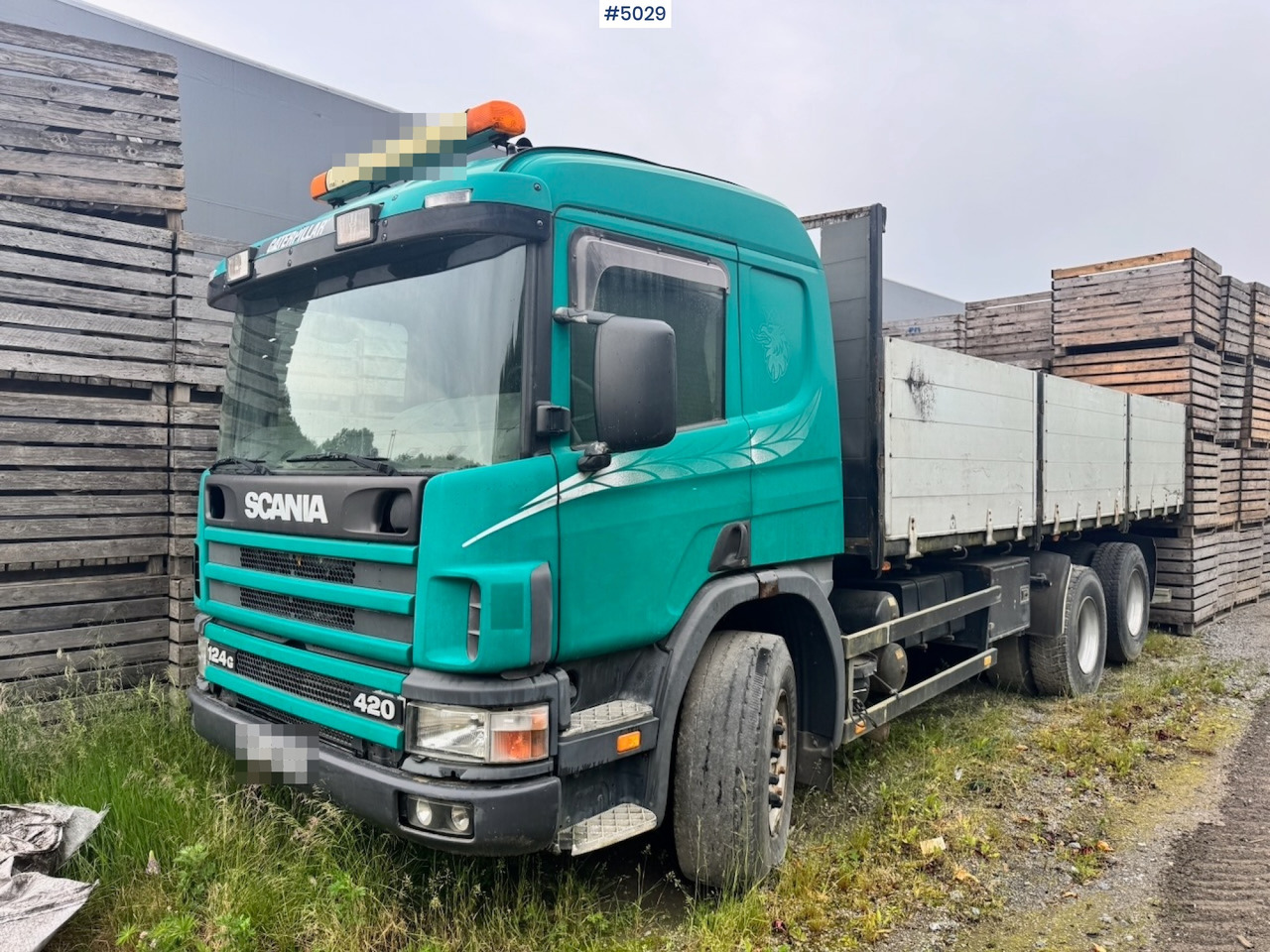 2000 Scania P124 6x2 Tipper truck - Camion benne: photos 1 2000 Scania P124 6x2 Tipper truck - Camion benne: photos 1