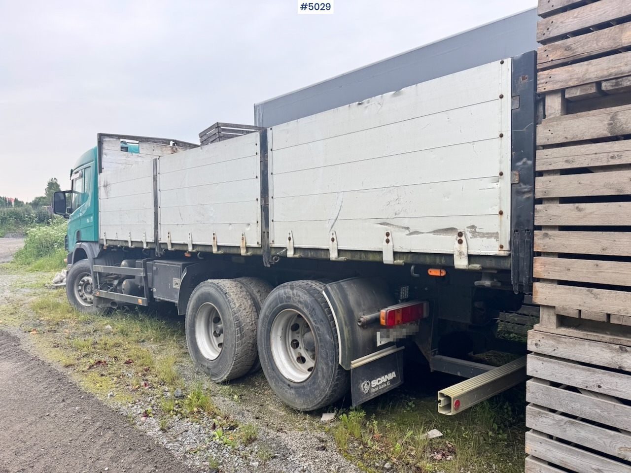 2000 Scania P124 6x2 Tipper truck - Camion benne: photos 3 2000 Scania P124 6x2 Tipper truck - Camion benne: photos 3