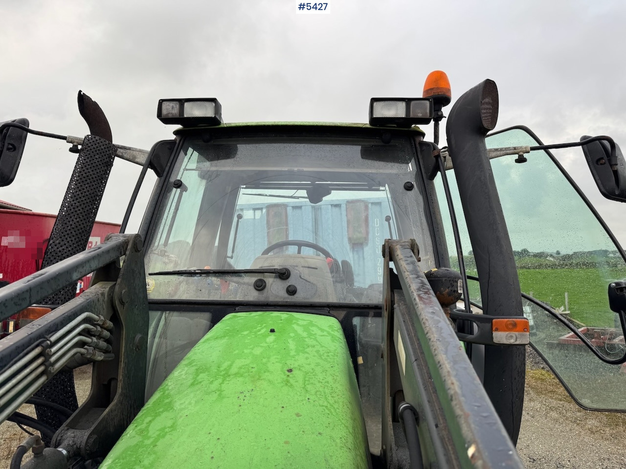 Tracteur agricole 2001 Deutz Fahr Agrotron 90 w/front loader.: photos 12 Tracteur agricole 2001 Deutz Fahr Agrotron 90 w/front loader.: photos 12