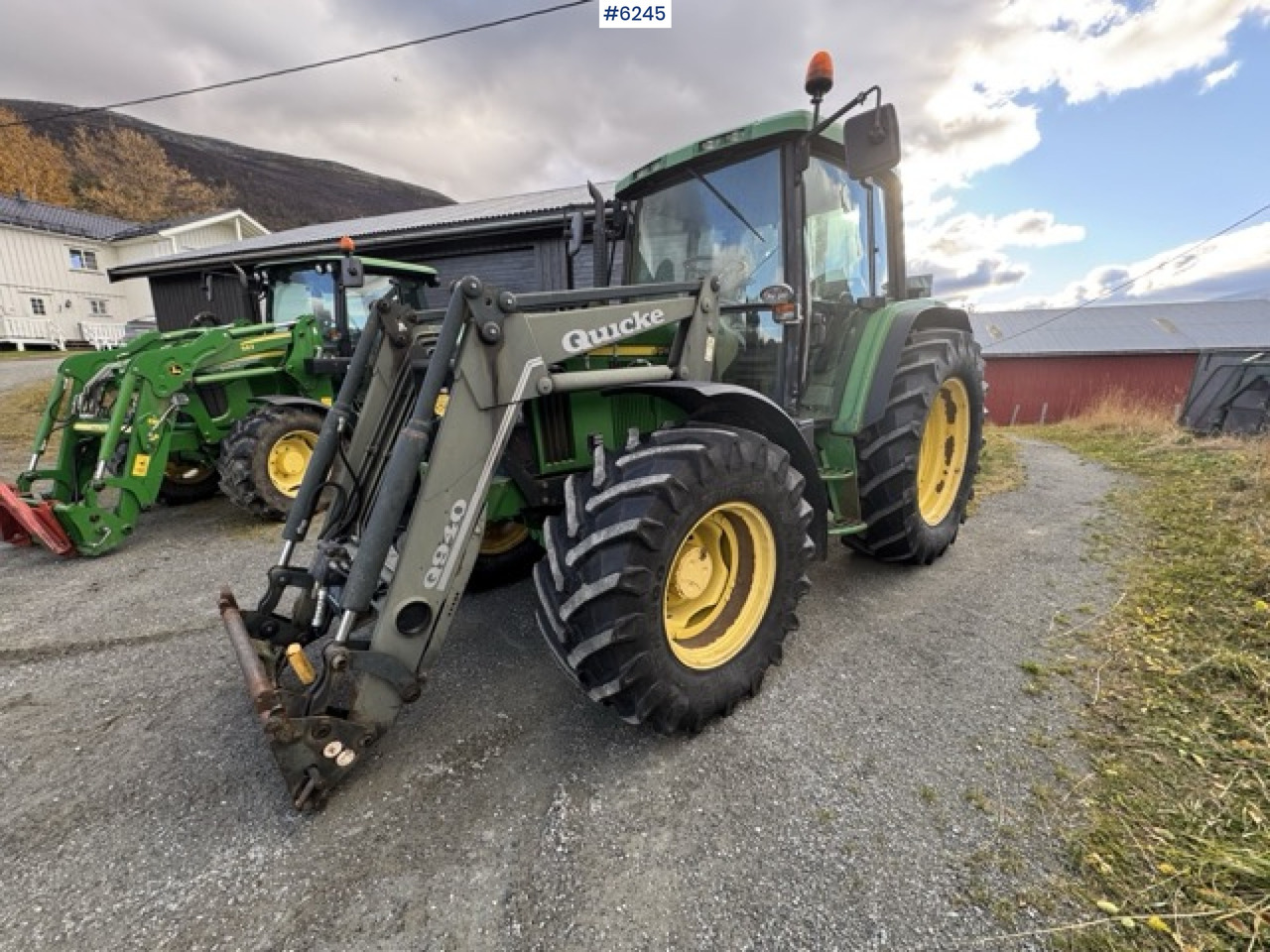 2002 John Deere 6310 with Loader (3rd Function) – SEE VIDEO! - Tracteur agricole: photos 2 2002 John Deere 6310 with Loader (3rd Function) – SEE VIDEO! - Tracteur agricole: photos 2