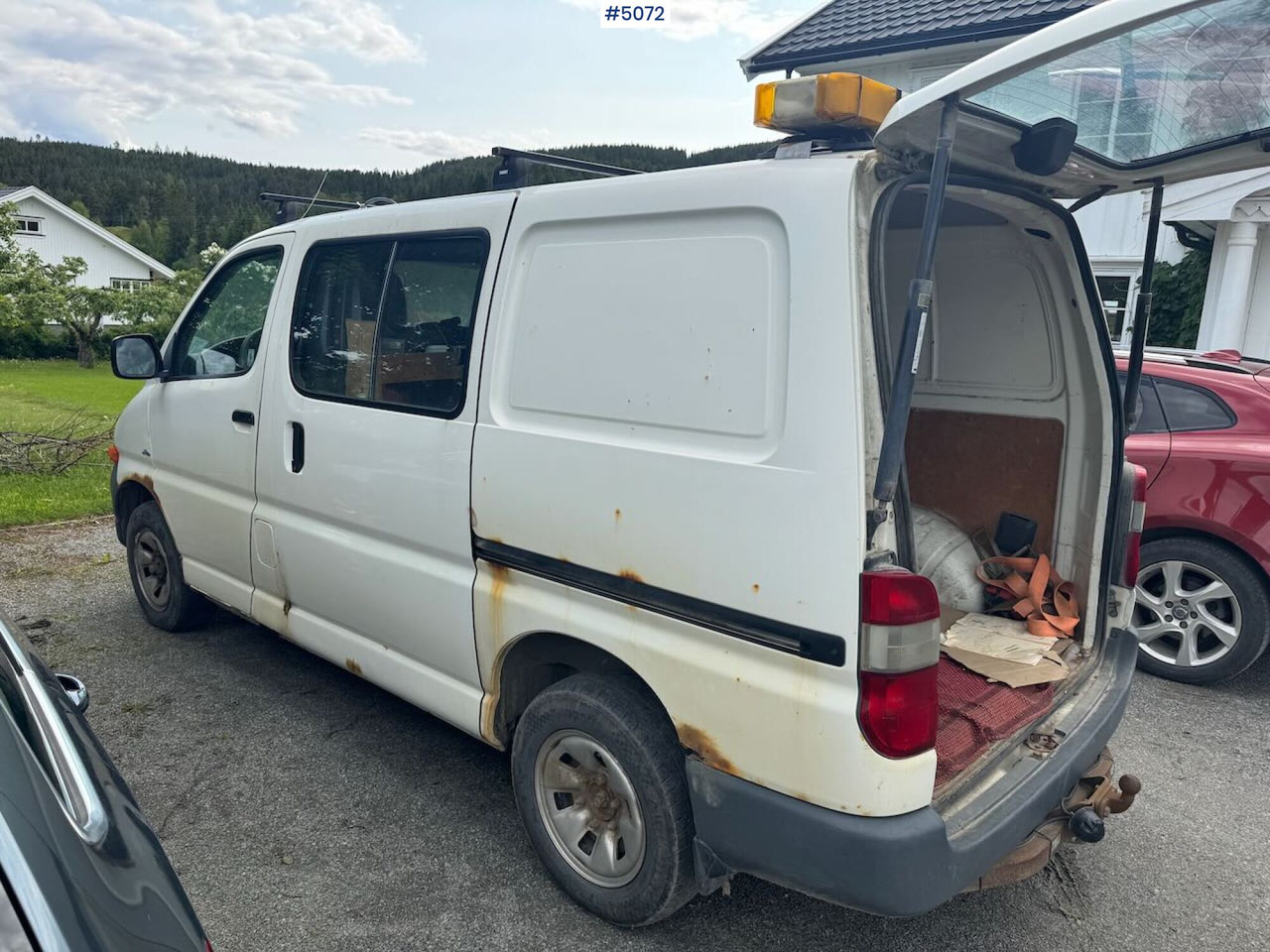 2003 Toyota Hiace 4wd - Fourgon utilitaire: photos 3 2003 Toyota Hiace 4wd - Fourgon utilitaire: photos 3