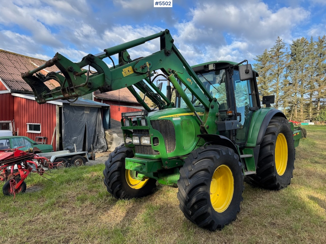 2004 John Deere 6220 w/front loader - Tracteur agricole: photos 2 2004 John Deere 6220 w/front loader - Tracteur agricole: photos 2
