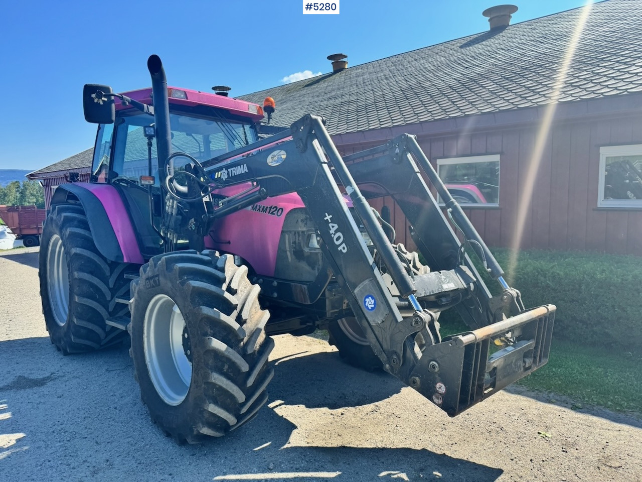 2006 Case MXM120 4x4 with front loader - Tracteur agricole: photos 3 2006 Case MXM120 4x4 with front loader - Tracteur agricole: photos 3