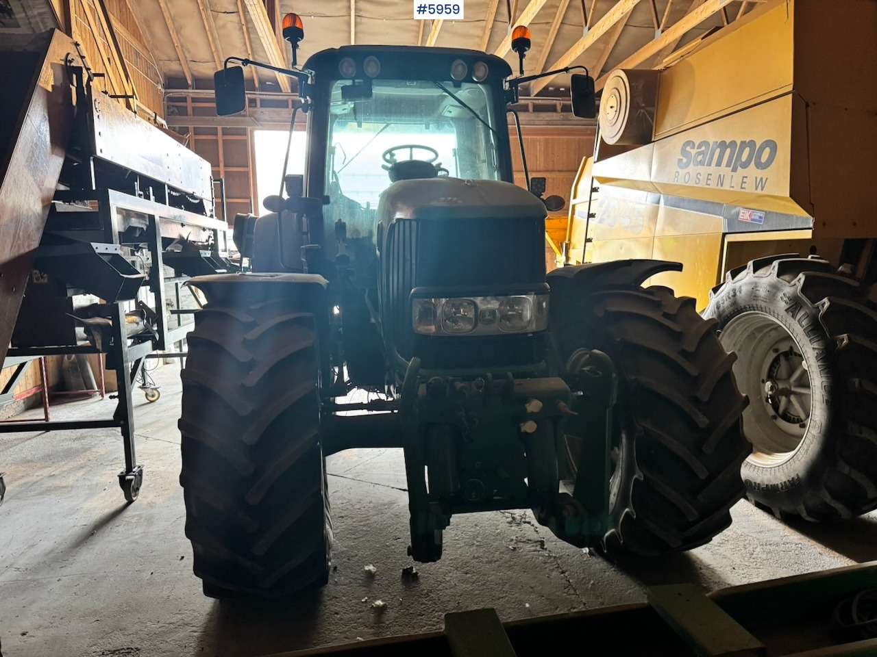 2007 John Deere 6930 w/ Front loader, hydraulics and Front PTO. Rep object. - Tracteur agricole: photos 3 2007 John Deere 6930 w/ Front loader, hydraulics and Front PTO. Rep object. - Tracteur agricole: photos 3