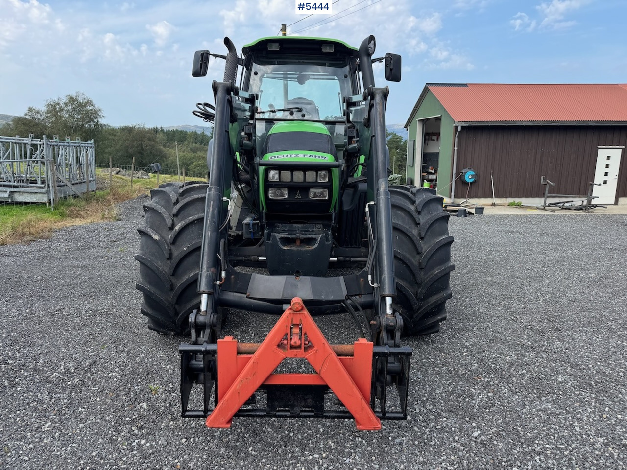 2008 Deutz Fahr Agrotron 150.7 w/ front loader. - Tracteur agricole: photos 2 2008 Deutz Fahr Agrotron 150.7 w/ front loader. - Tracteur agricole: photos 2