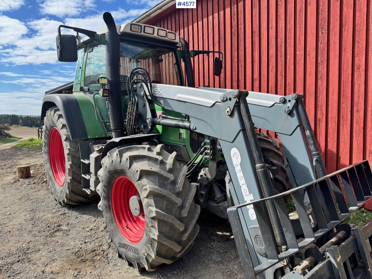 2009 Fendt 415 Vario 4x4 w/ Front hydraulics and Front loader. - Tracteur agricole: photos 2 2009 Fendt 415 Vario 4x4 w/ Front hydraulics and Front loader. - Tracteur agricole: photos 2