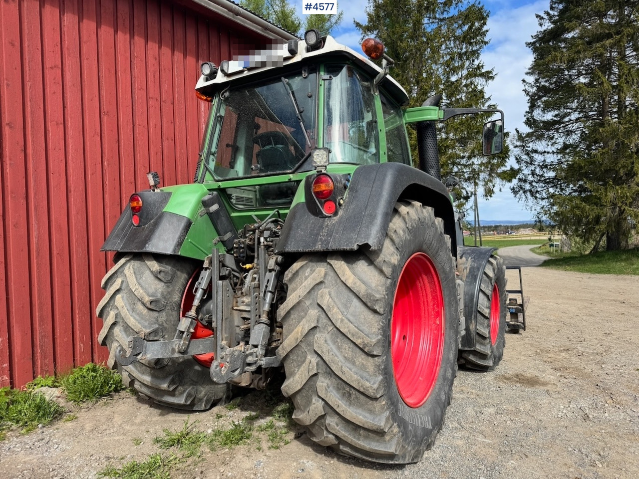 2009 Fendt 415 Vario 4x4 w/ Front hydraulics and Front loader. - Tracteur agricole: photos 5 2009 Fendt 415 Vario 4x4 w/ Front hydraulics and Front loader. - Tracteur agricole: photos 5