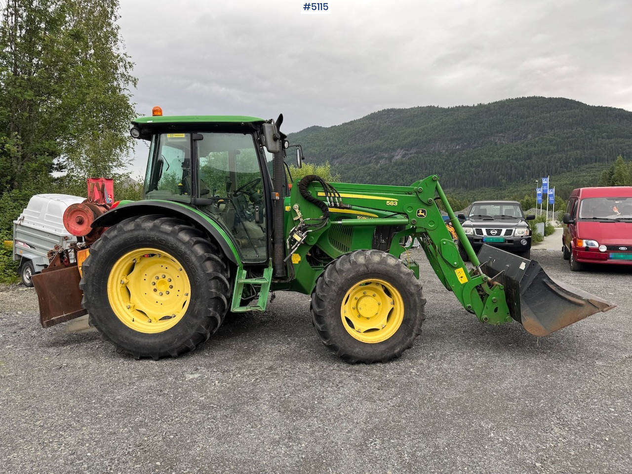2011 John Deere 5080 M m/frontlaster. Lite timer! - Tracteur agricole: photos 3 2011 John Deere 5080 M m/frontlaster. Lite timer! - Tracteur agricole: photos 3
