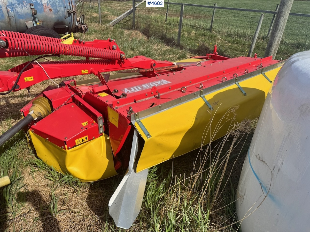 2011 Pottinger Novacat 265 Hay mower. - Matériel de fenaison: photos 4 2011 Pottinger Novacat 265 Hay mower. - Matériel de fenaison: photos 4