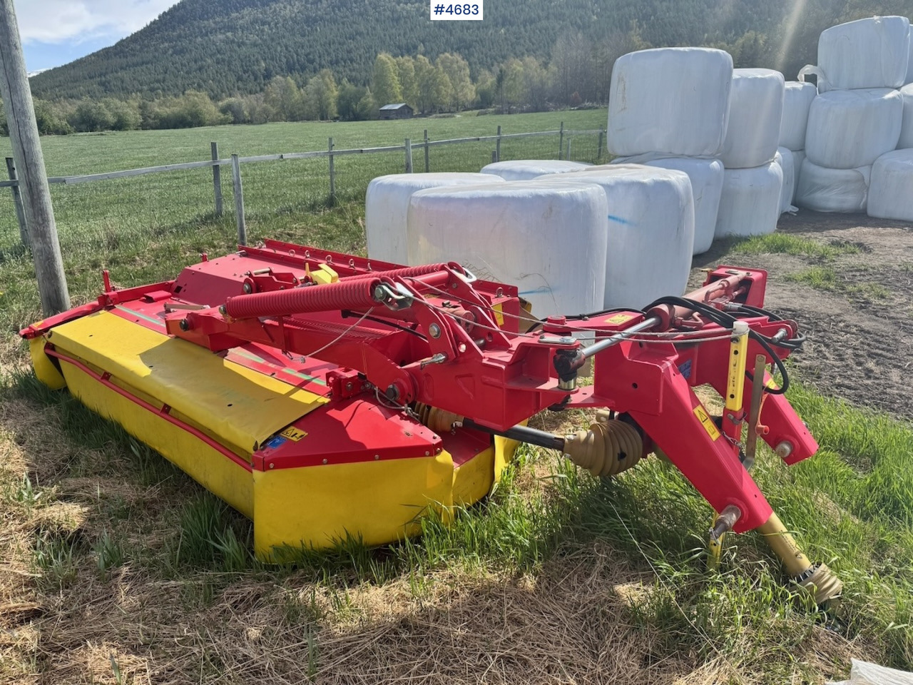 2011 Pottinger Novacat 265 Hay mower. - Matériel de fenaison: photos 2 2011 Pottinger Novacat 265 Hay mower. - Matériel de fenaison: photos 2