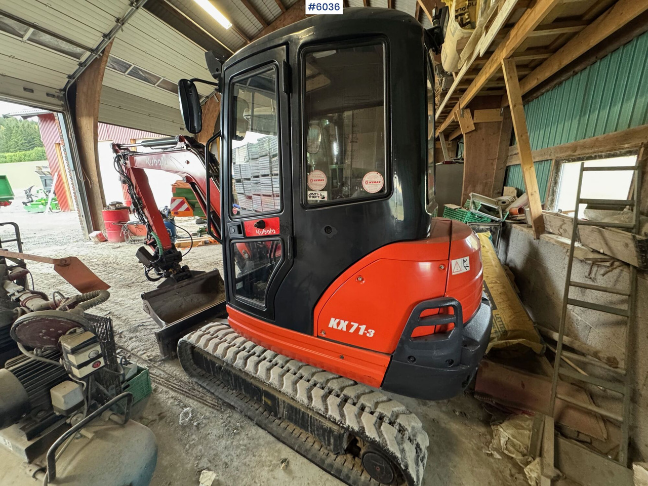 2013 Kubota kx71-3 w/ Rotor tilt, gravel bucket and sanding bucket! - Pelle: photos 4 2013 Kubota kx71-3 w/ Rotor tilt, gravel bucket and sanding bucket! - Pelle: photos 4