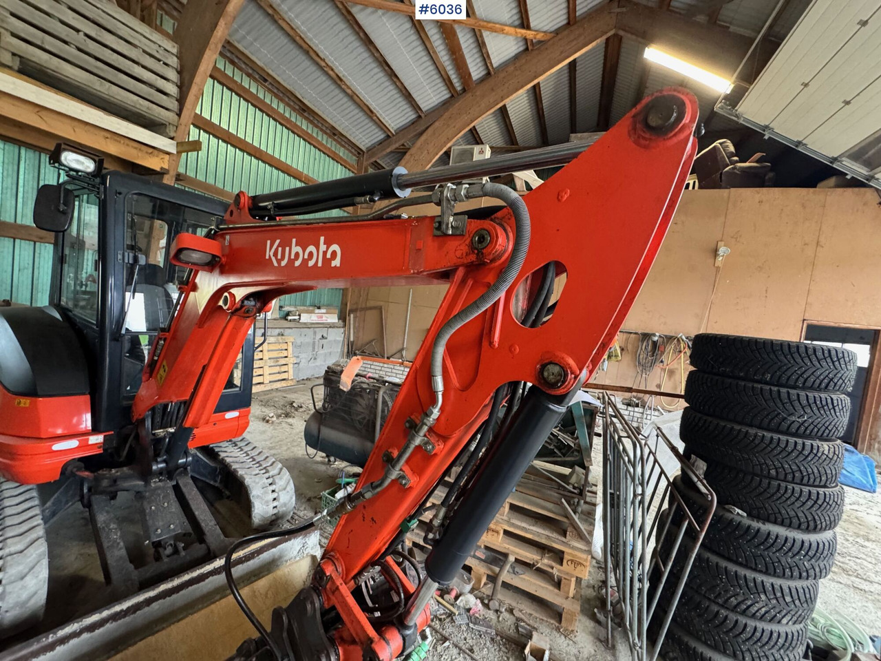 Pelle 2013 Kubota kx71-3 w/ Rotor tilt, gravel bucket and sanding bucket!: photos 13