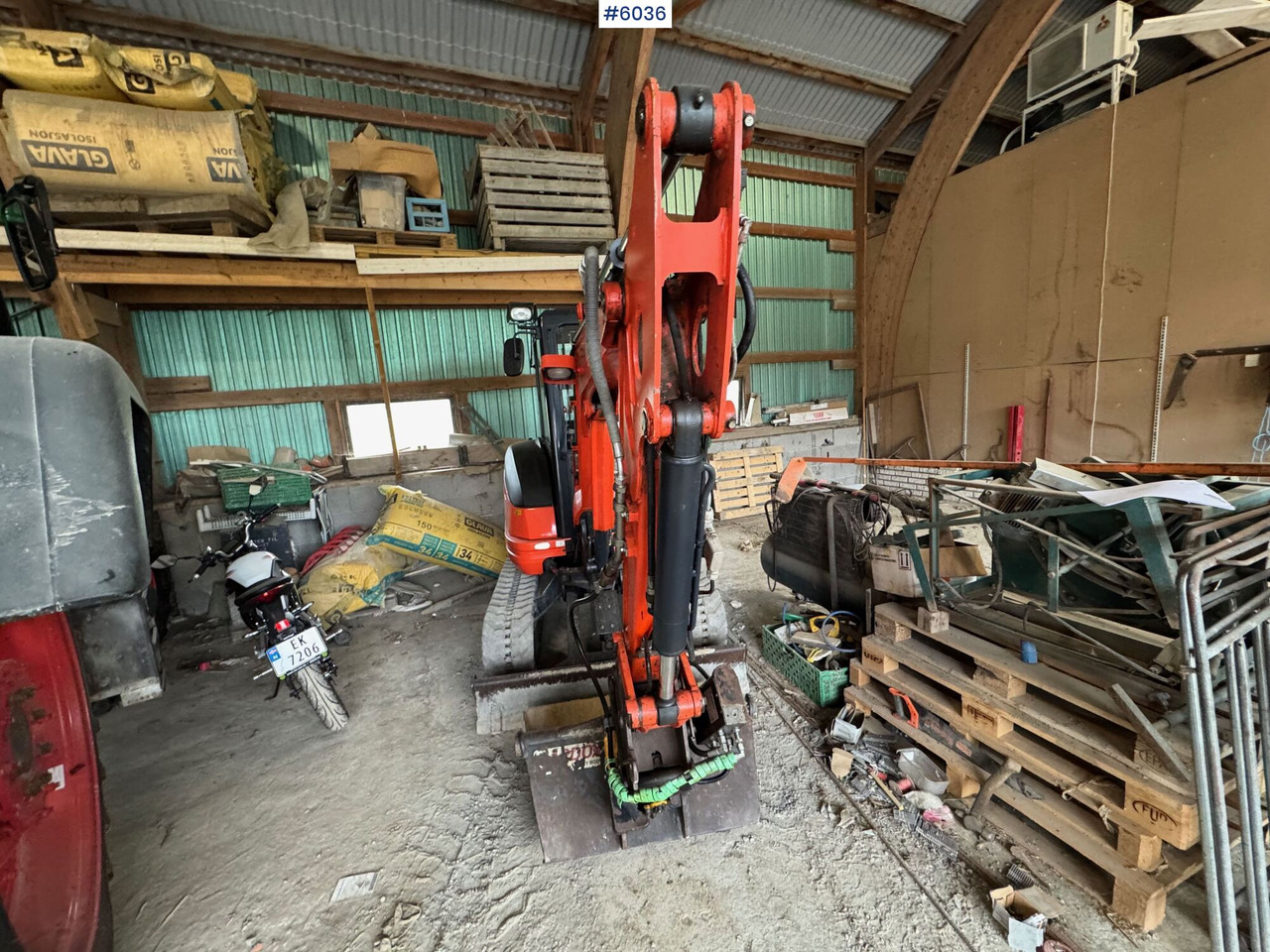Pelle 2013 Kubota kx71-3 w/ Rotor tilt, gravel bucket and sanding bucket!: photos 12
