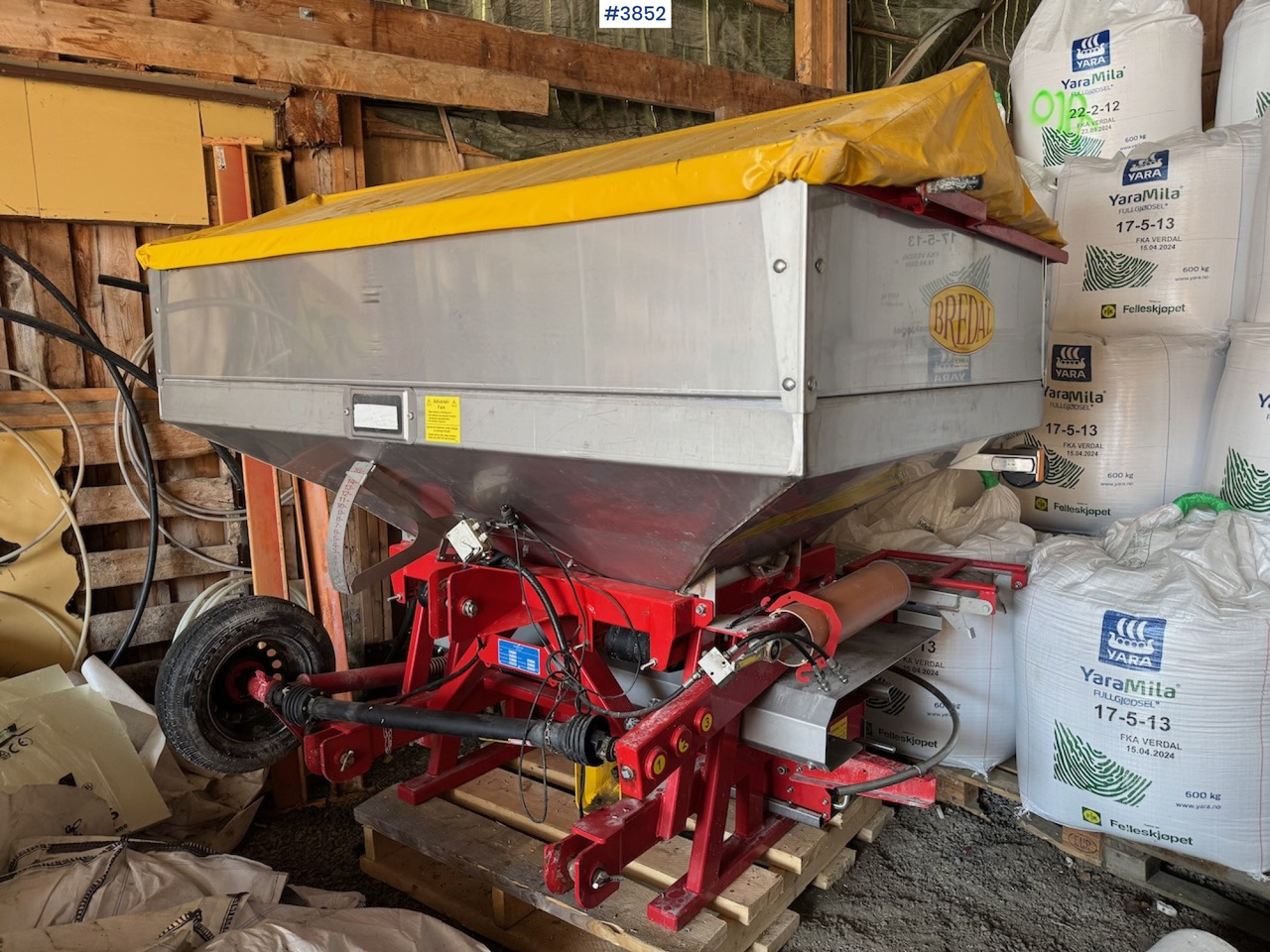 2016 Bredal F2RF fertilizer spreader - Distributeur d'engrais: photos 3 2016 Bredal F2RF fertilizer spreader - Distributeur d'engrais: photos 3