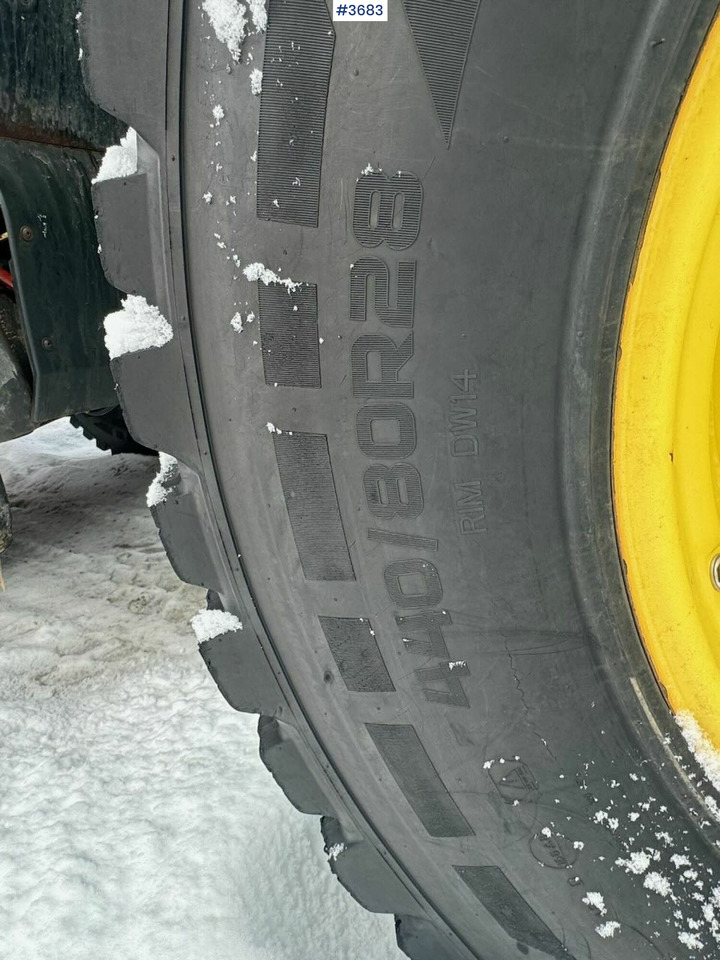 Tracteur agricole 2016 John Deere 6175R 4x4 w/ front loader: photos 14