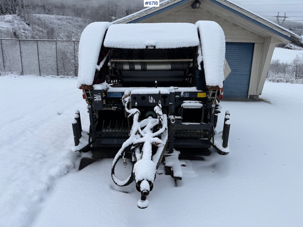 2016 Kuhn I-BIO Intelliwrap Round baler. Never been used! - Matériel de fenaison: photos 4 2016 Kuhn I-BIO Intelliwrap Round baler. Never been used! - Matériel de fenaison: photos 4