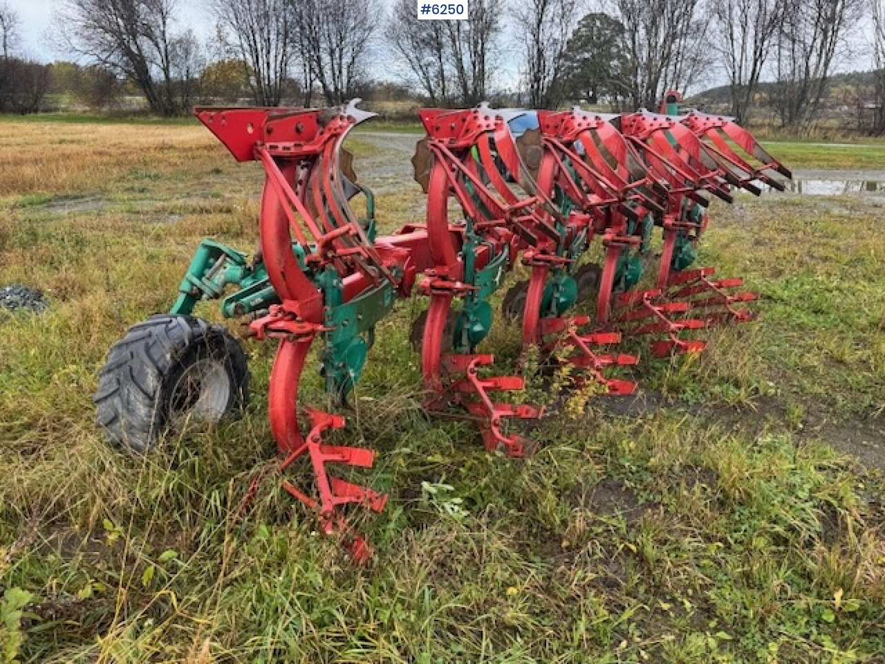 2017 Kverneland EG 5-coil reversible plow w/ new coulters and extra equipment! - Outils du sol: photos 4 2017 Kverneland EG 5-coil reversible plow w/ new coulters and extra equipment! - Outils du sol: photos 4