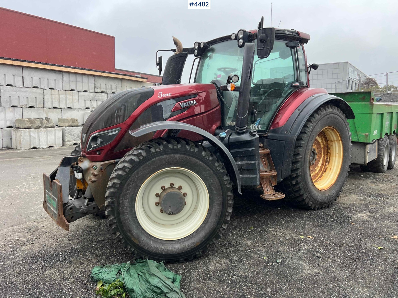 2017 Valtra T234 tractor Plow rigged Tractor - Tracteur agricole: photos 3 2017 Valtra T234 tractor Plow rigged Tractor - Tracteur agricole: photos 3