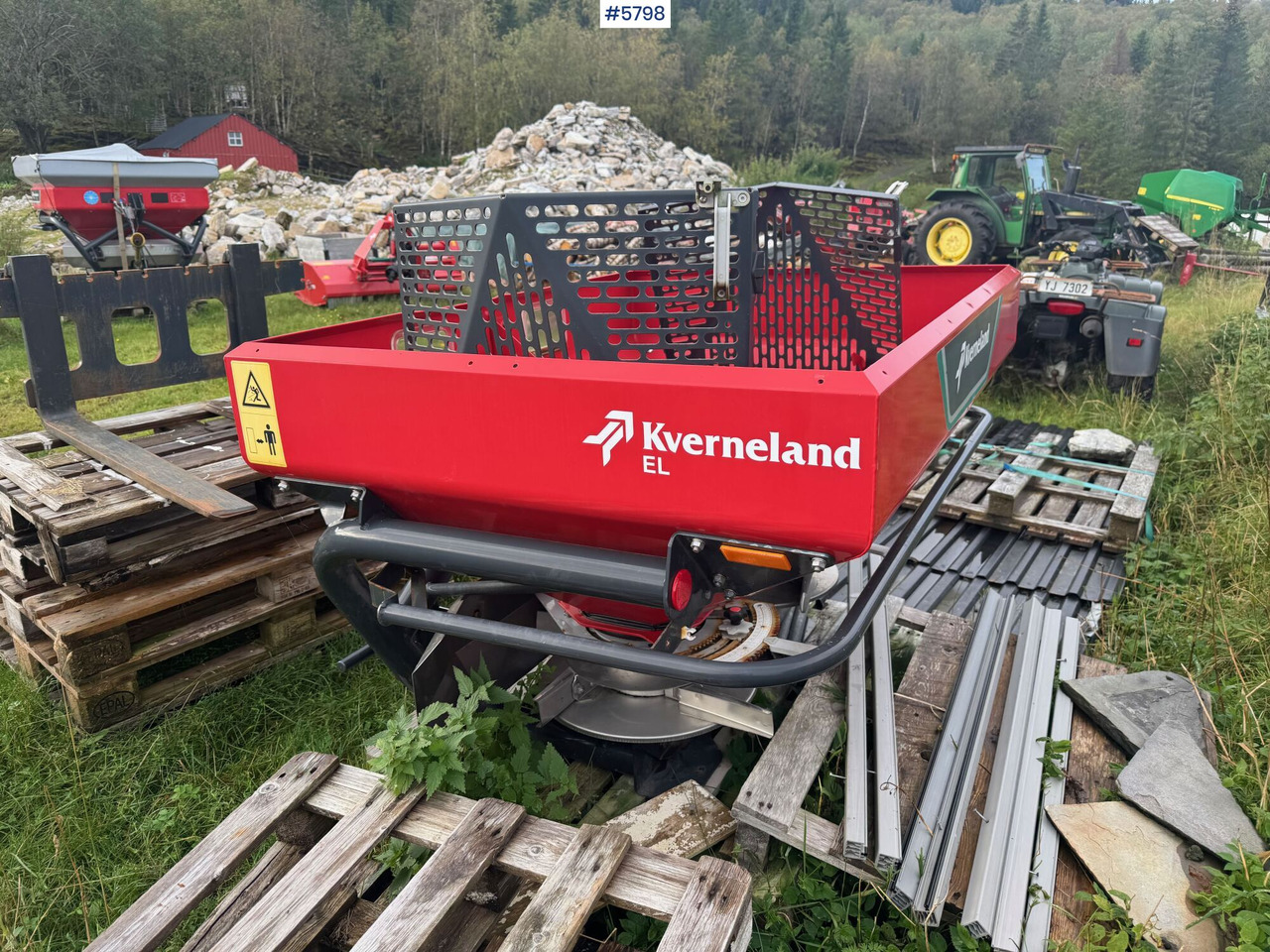 2018 Kverneland Manure spreader. Repair project - Distributeur d'engrais: photos 1 2018 Kverneland Manure spreader. Repair project - Distributeur d'engrais: photos 1
