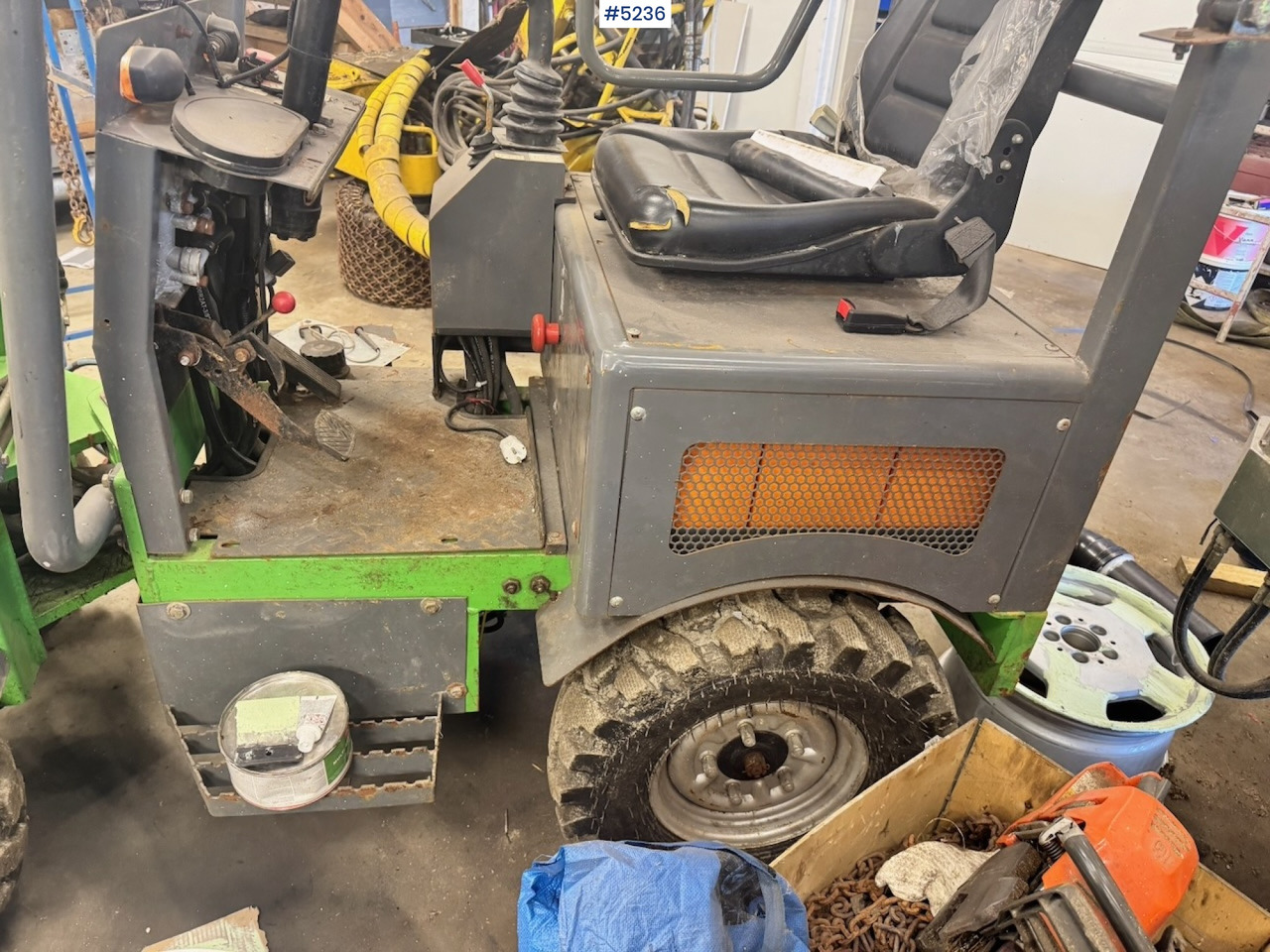 2019 Everun Erel 04 Skid Steer Loader w/ Bucket - Valet de ferme: photos 4 2019 Everun Erel 04 Skid Steer Loader w/ Bucket - Valet de ferme: photos 4