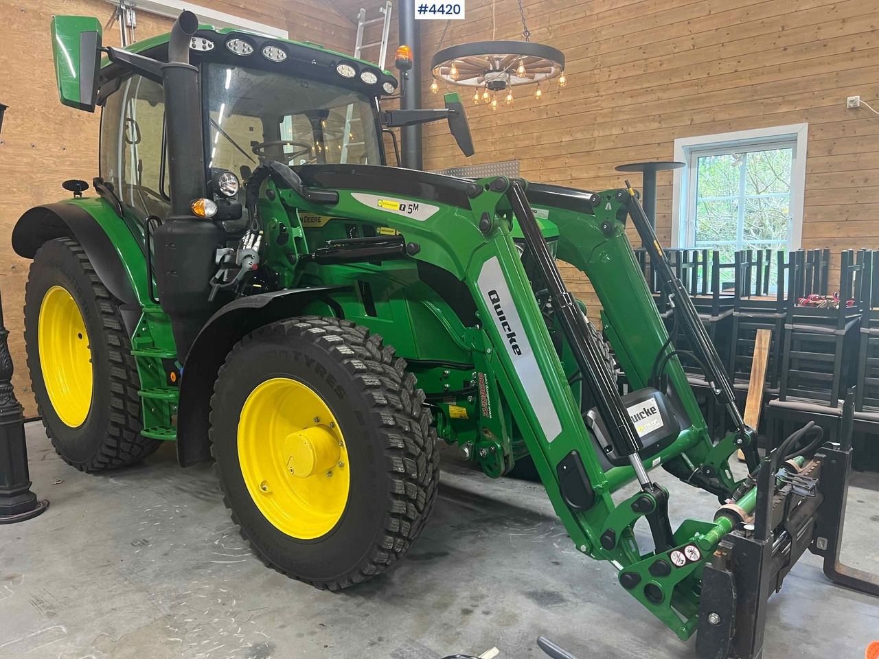 2024 John Deere 6150R w/ Quicke Front Loader & Bucket - Tracteur agricole: photos 4 2024 John Deere 6150R w/ Quicke Front Loader & Bucket - Tracteur agricole: photos 4