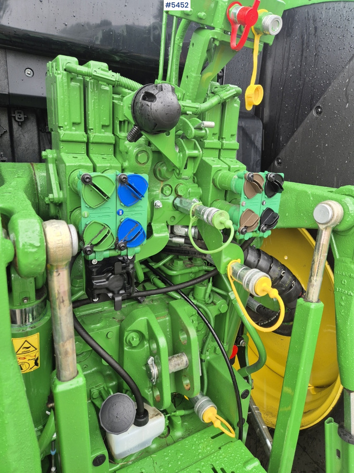 2024 John Deere 6155M w/ front hydraulics & PTO - Tracteur agricole: photos 4 2024 John Deere 6155M w/ front hydraulics & PTO - Tracteur agricole: photos 4