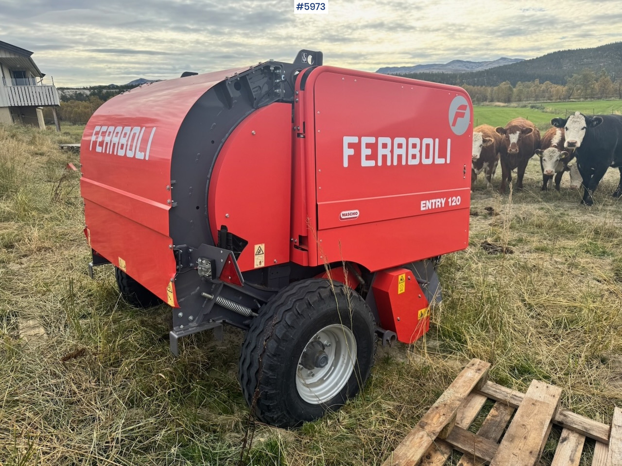 Approx. 2015 Feraboli Entry 120 Round Baler. 1,000 Bales! - Matériel de fenaison: photos 1 Approx. 2015 Feraboli Entry 120 Round Baler. 1,000 Bales! - Matériel de fenaison: photos 1