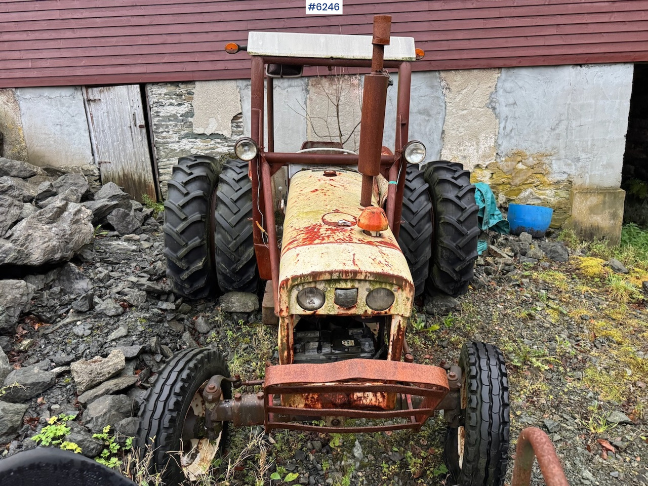 David Brown 885 rep.objekt. - Tracteur agricole: photos 2 David Brown 885 rep.objekt. - Tracteur agricole: photos 2