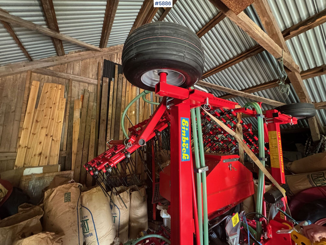 Combiné de semis neuf Einböck Pneumaticstar-STI 600 pneumatic seeder, year 2020. Never used – like new!: photos 12