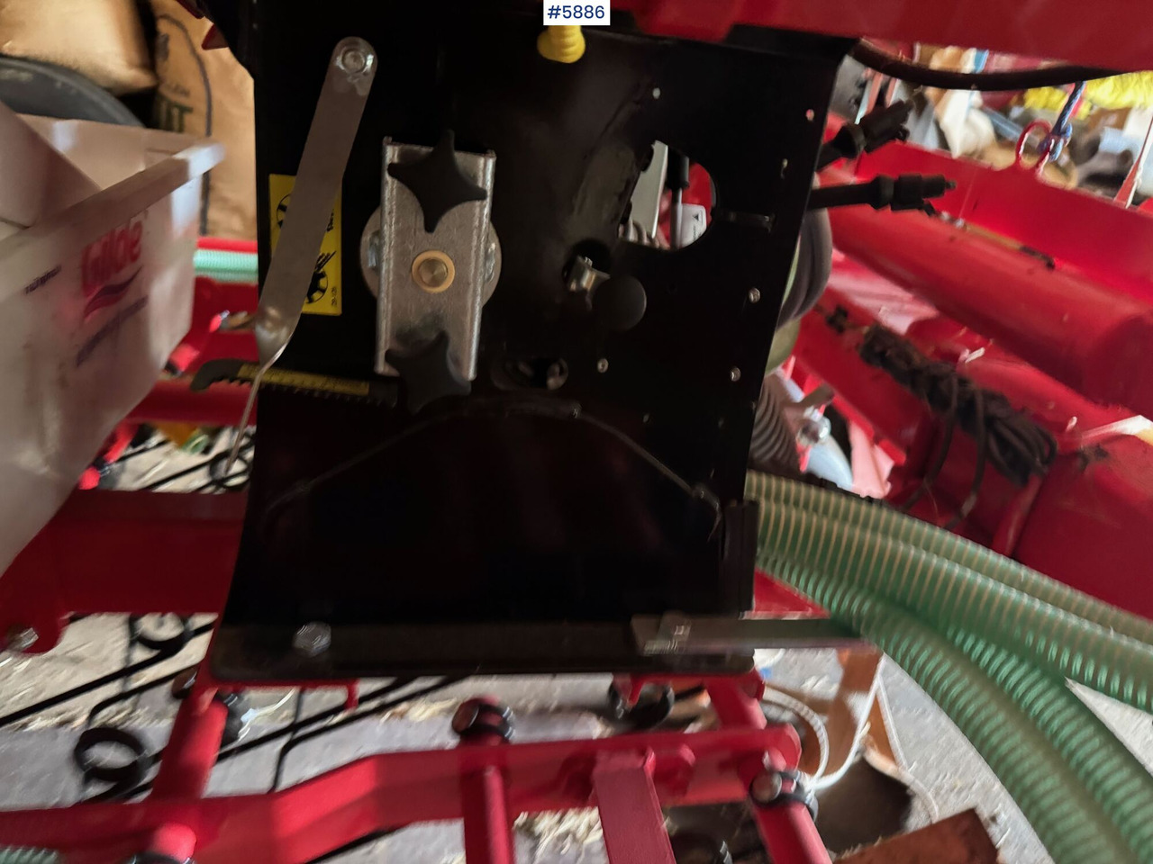 Combiné de semis neuf Einböck Pneumaticstar-STI 600 pneumatic seeder, year 2020. Never used – like new!: photos 17