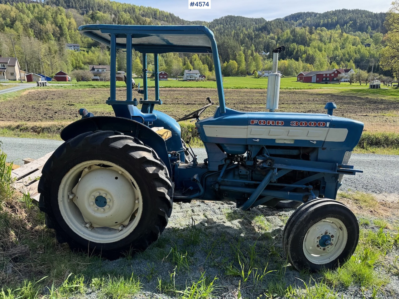 Ford 3000 w/front loader - Tracteur agricole: photos 5 Ford 3000 w/front loader - Tracteur agricole: photos 5