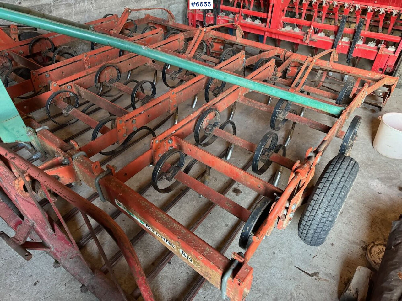 Kverneland harrow with cage roller - Outils du sol: photos 3 Kverneland harrow with cage roller - Outils du sol: photos 3