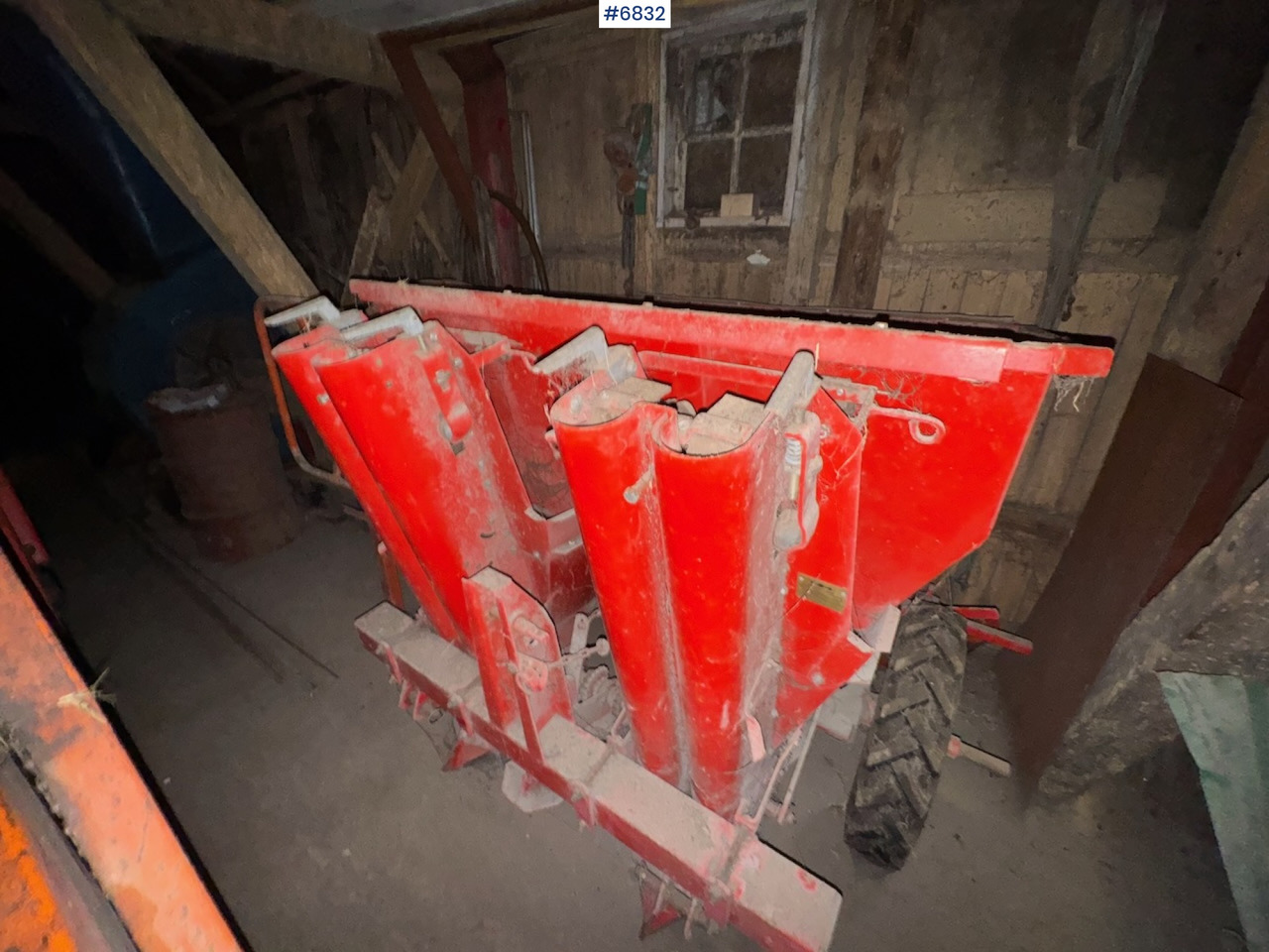 Underhaug 1400 Potato Setter - Outils du sol: photos 4 Underhaug 1400 Potato Setter - Outils du sol: photos 4