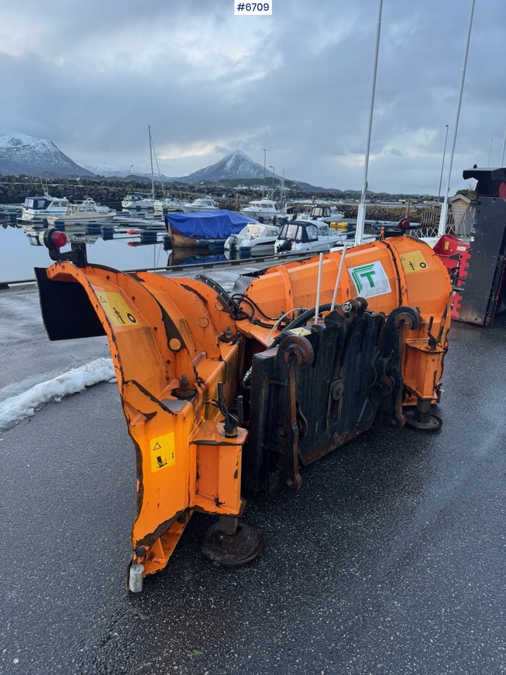 2013 Tellefsdal V90 V-Plog - Véhicule de voirie/ Spécial: photos 1 2013 Tellefsdal V90 V-Plog - Véhicule de voirie/ Spécial: photos 1